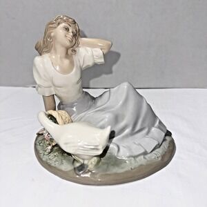 Vintage (1990's) Nadal‎ "Girl with Goose" Porcelain Figure